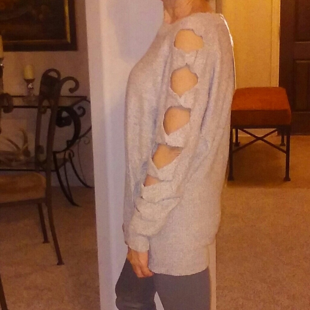 Azz Trading Sweater Size Large Beige Jewel Neck Cold Shoulder Ladder Sleeve Lght